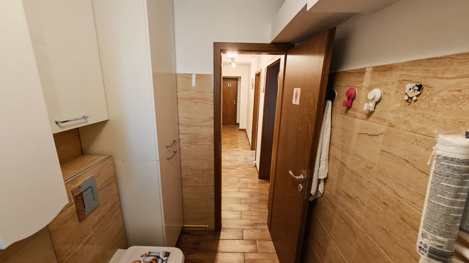 Steaua | 4 Camere | Etaj Intermediar | Decomandat. - Poză 8