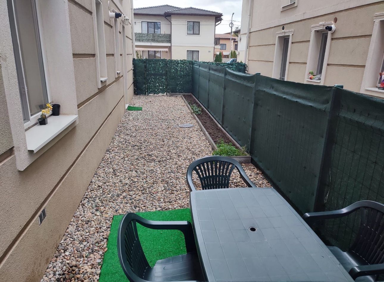 Giroc-Neptun | 2 Camere | Bucatarie inchisa | Curte proprie | Mobilat si Utilat - Poză 8