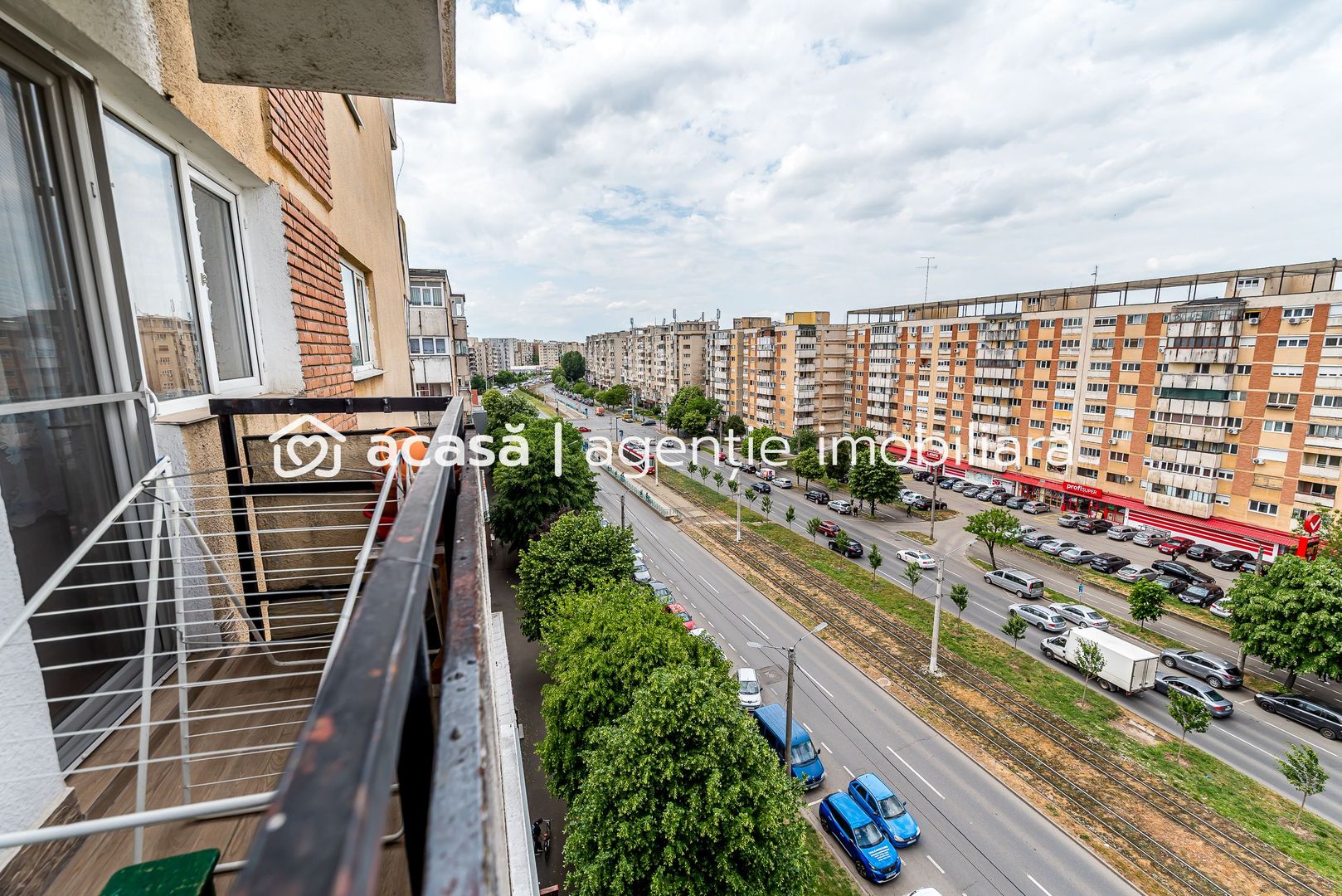 79.900 € | Vlaicu (între UTA și Lebăda) | 2 camere decomandat | lift - Poză 1