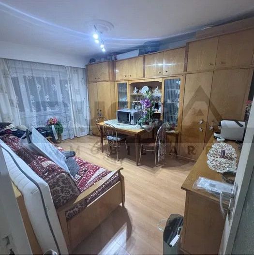 Apartament cu 3 camere, 2 bai, 66 mp, decomandat, Zona Ion Mester - Poză 2