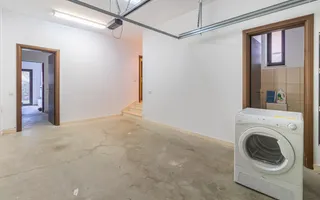 Vanzare - vila spatioasa cu gradina - Condominiu - Iancu Nicolae - Poză 30