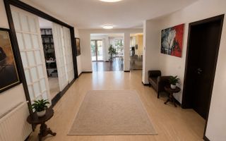 Vila individuala exclusivista pe colt, Mobilat si Utilat complet. Teren 1753mp - Poză 1