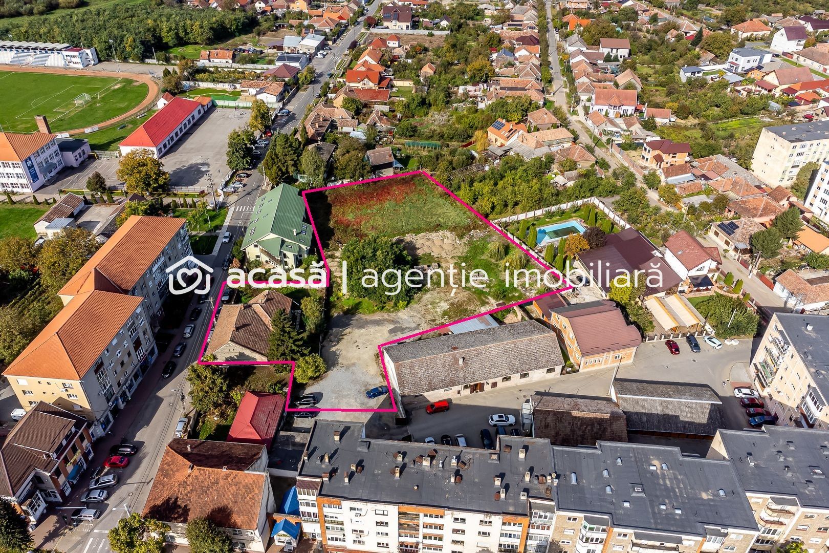 Teren central în Chișineu-Criș - Poză 1