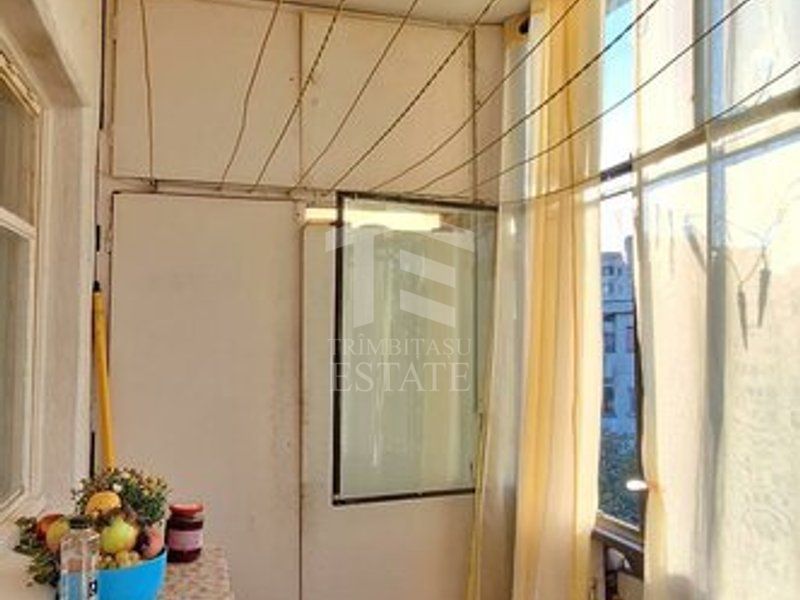 Apartament 3 camere decomandat 2 bai Bloc 1986 Apusului-str. Alesd - Poză 4