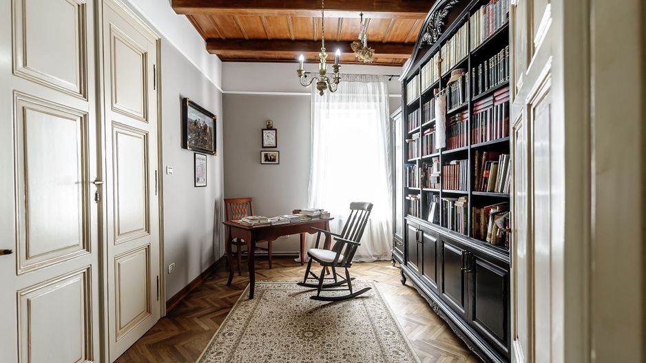 REZERVAT Visezi la o proprietate unică, plină de istorie și farmec? - Poză 10