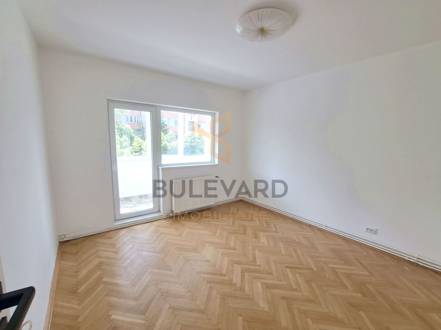 Apartament 3 camere zona Piata Cipariu! Renovat! - Poză 17