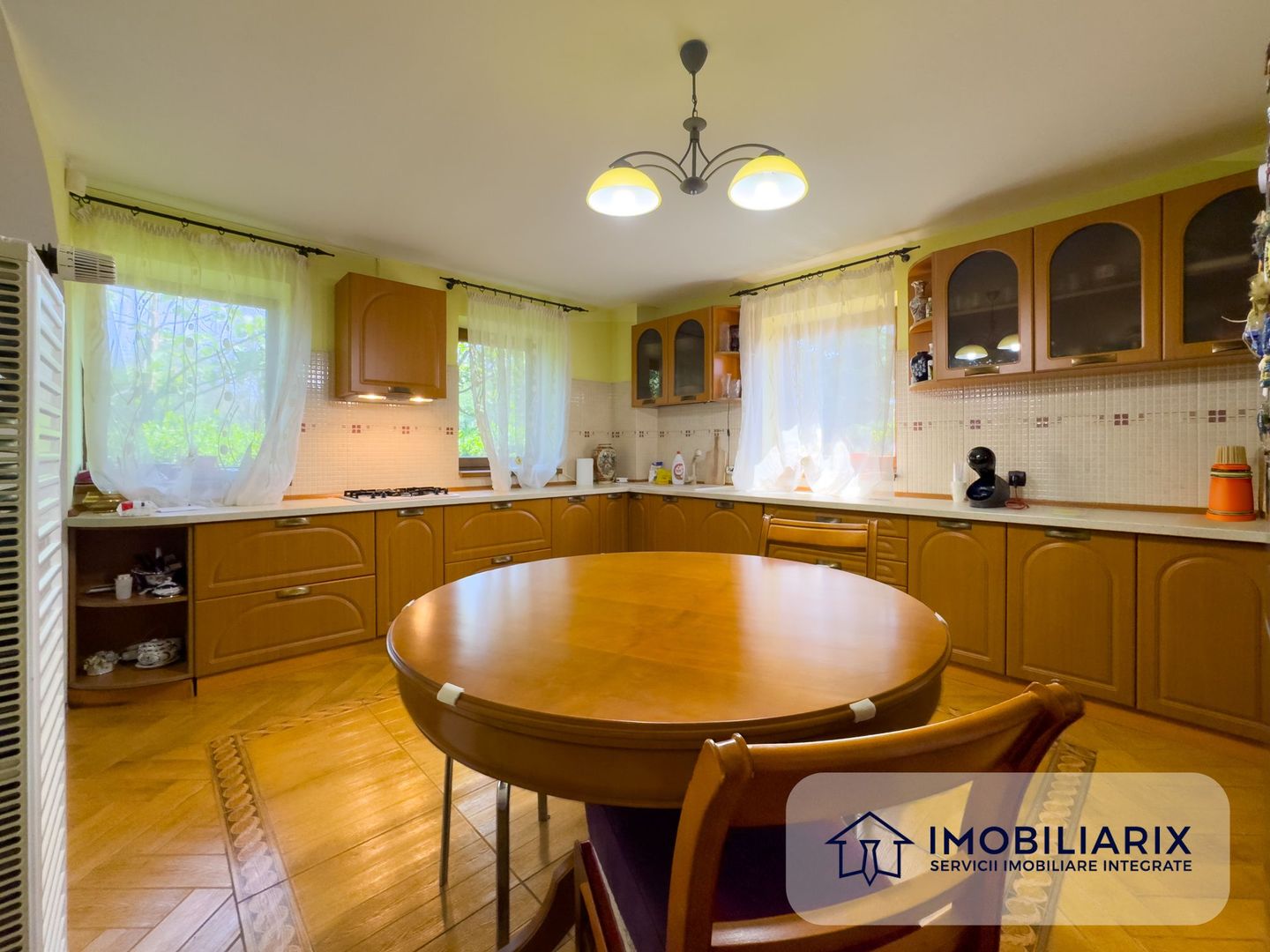 Casă impunătoare, 292 mp utili, 763 mp teren | Strada Principală - Poză 9