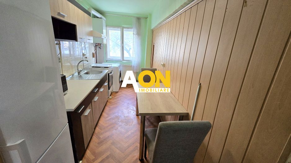 Garsonieră, 30mp, Zona Sub Stadion - Poză 1