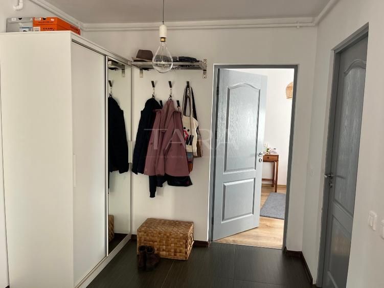 Vând apartament 3 camere, 64 mp + balcon, mobilat, utilat. - Poză 6