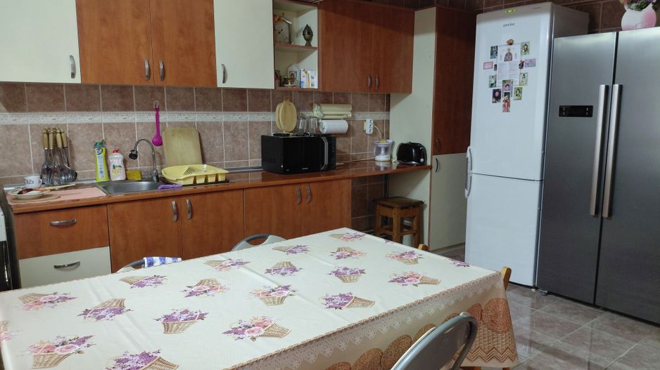 Casă Spațioasă P+1+M, 265 mp Utili, 1000 mp Teren – Toate Utilitățile, Vânători - Poză 35