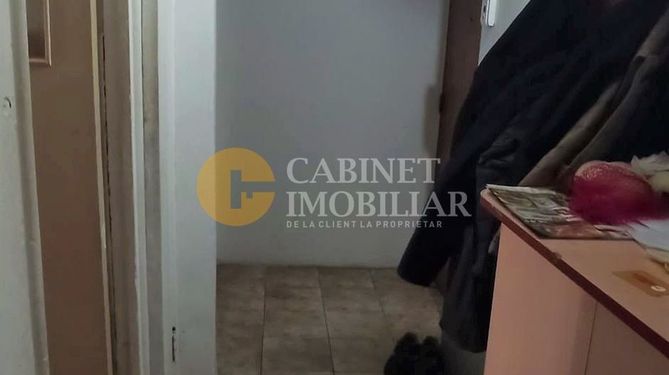 Apartament 3 camere, etaj intermediar, zona Mircea Cel Batran - Poză 3