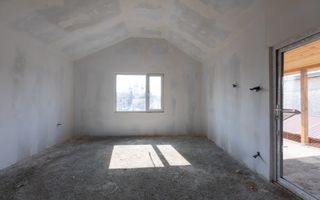 Clădire și teren de investiție, central Roman - Poză 53