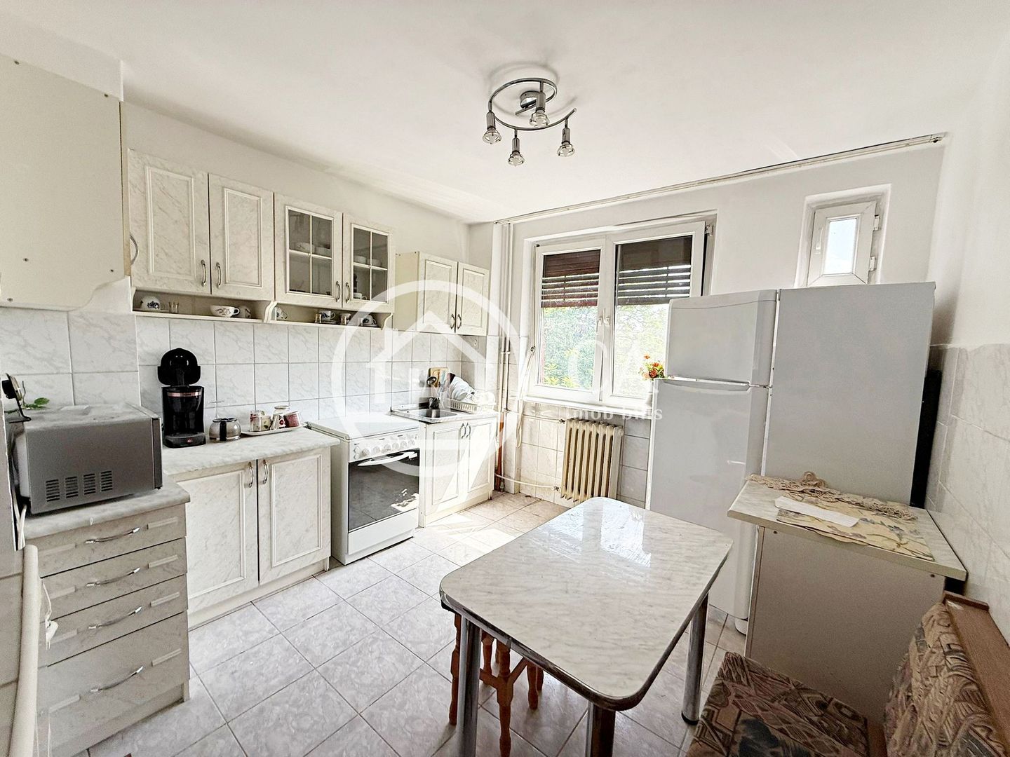 Apartament de închiriat cu 2 camere în zona Bulevardul Dacia, Oradea - Poză 7