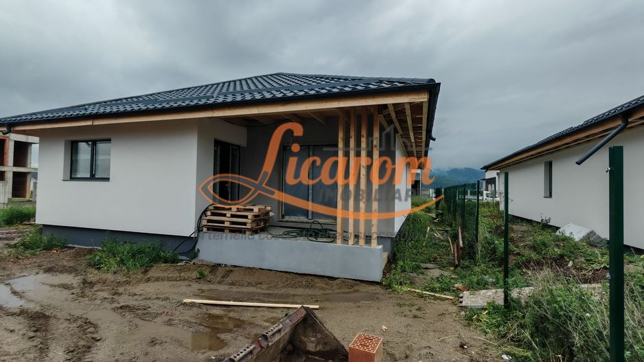 Casa la cheie in CRISTIAN pe Parter, zona de vile,270.000 euro - Poză 1