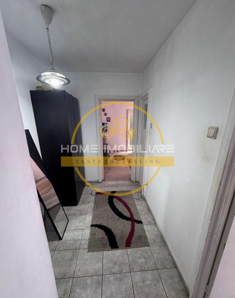 Apartament cu 2 camere / 50mp/ zona Podu Ros - Poză 4