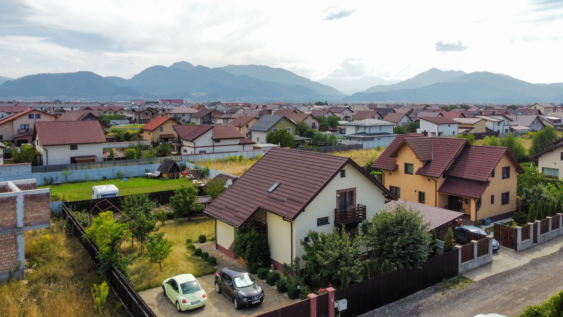 Vila deosebita situata in cartier Izvor! - Poză 2