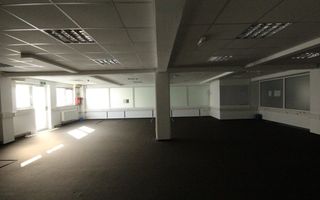 Spatii birouri/servicii - Poză 70