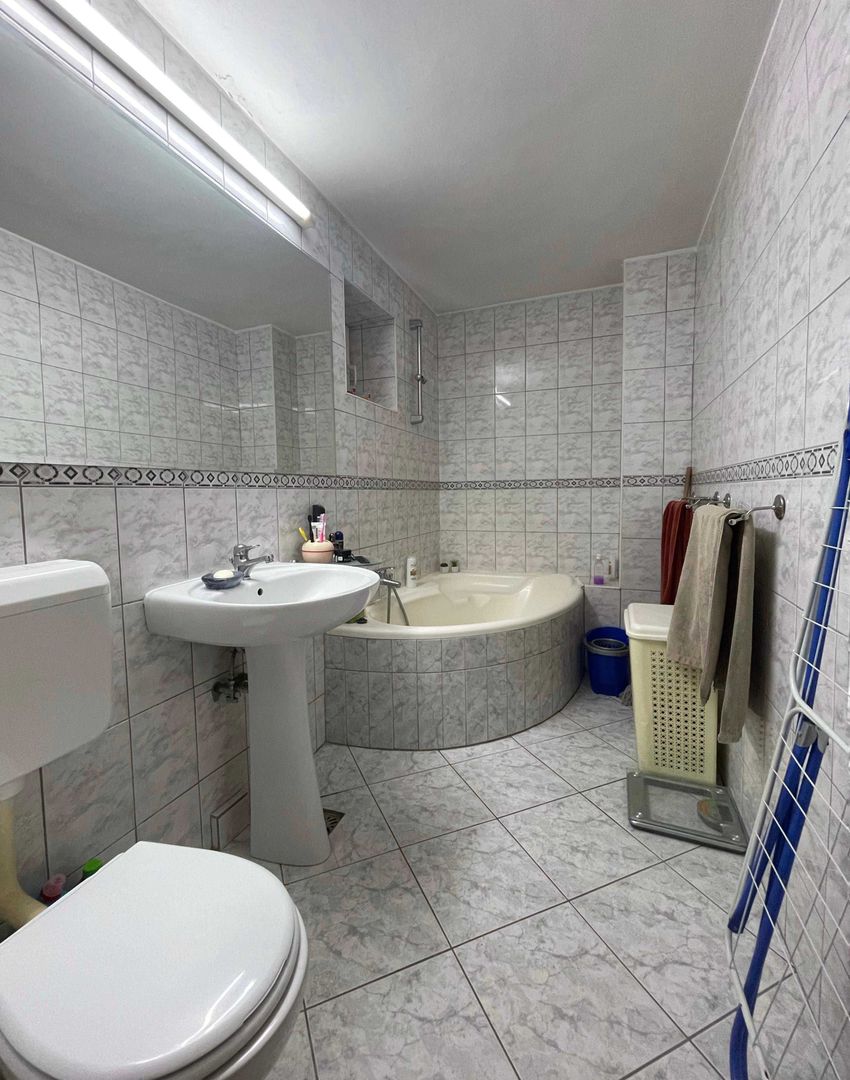 Închiriez garsonieră, Unirii, openspace - Poză 5