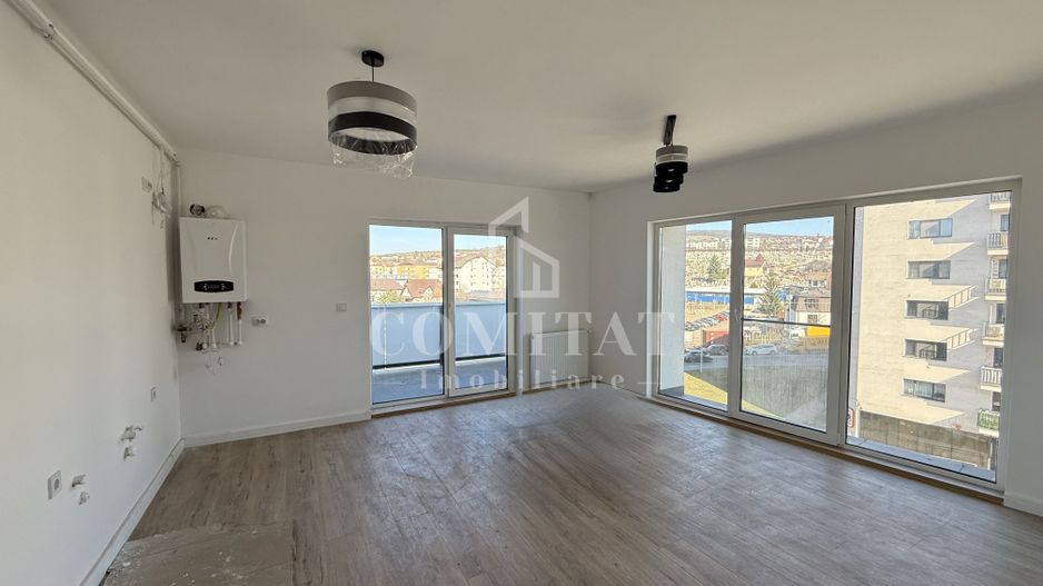 Preț excelent | Apartament cu 4 camere, 2 băi | Dâmbul Rotund - Poză 1
