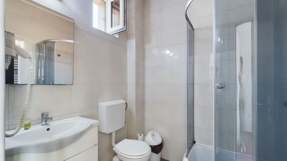 Afacere la Cheie - Hotel 3 Stele în Mamaia Nord - Poză 15