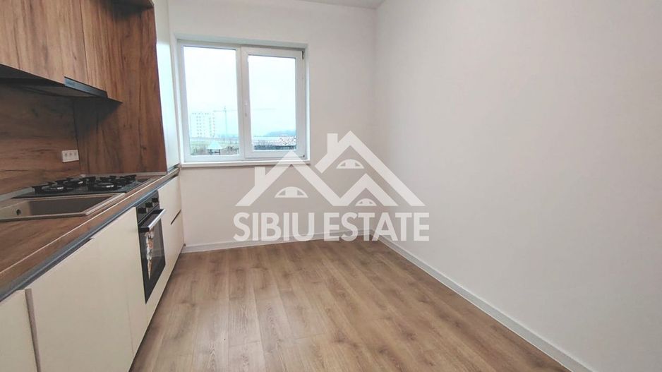 Apartament nou 3 camere, 2 bai Sibiu - Poză 3