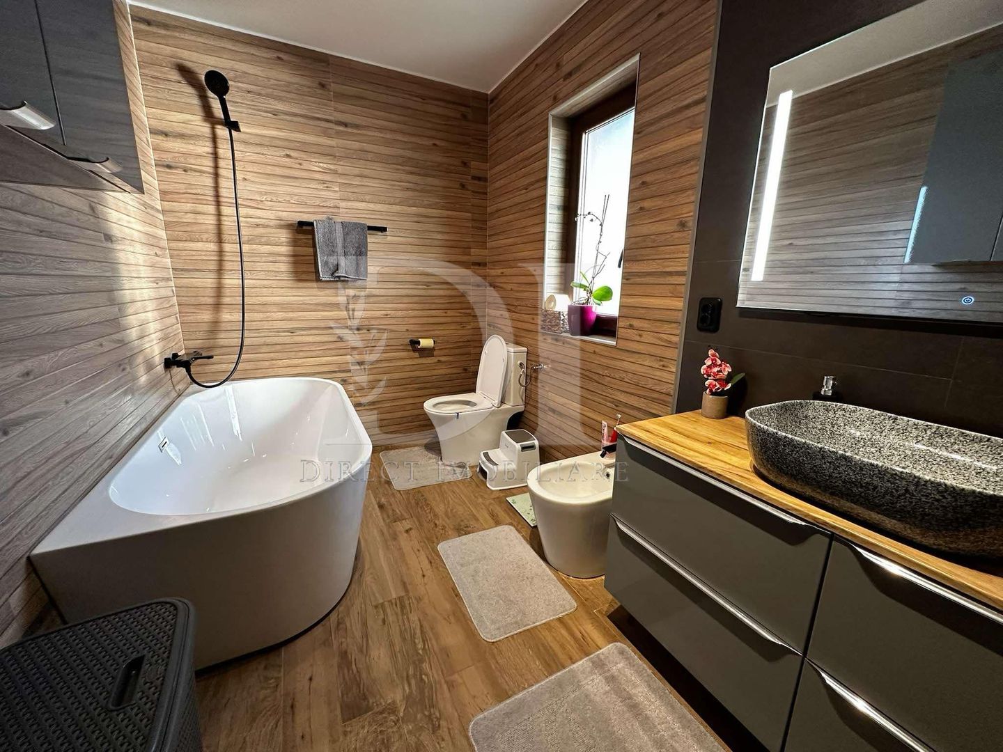 Duplex modern / Patru camere / De inchiriat - Poză 25