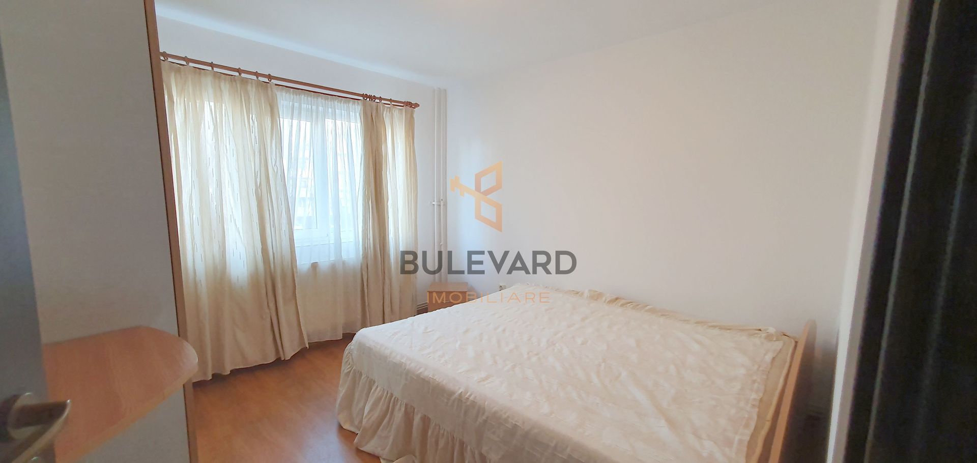 Apartament cu 2 camere decomandate, zona Intre Lacuri! - Poză 4
