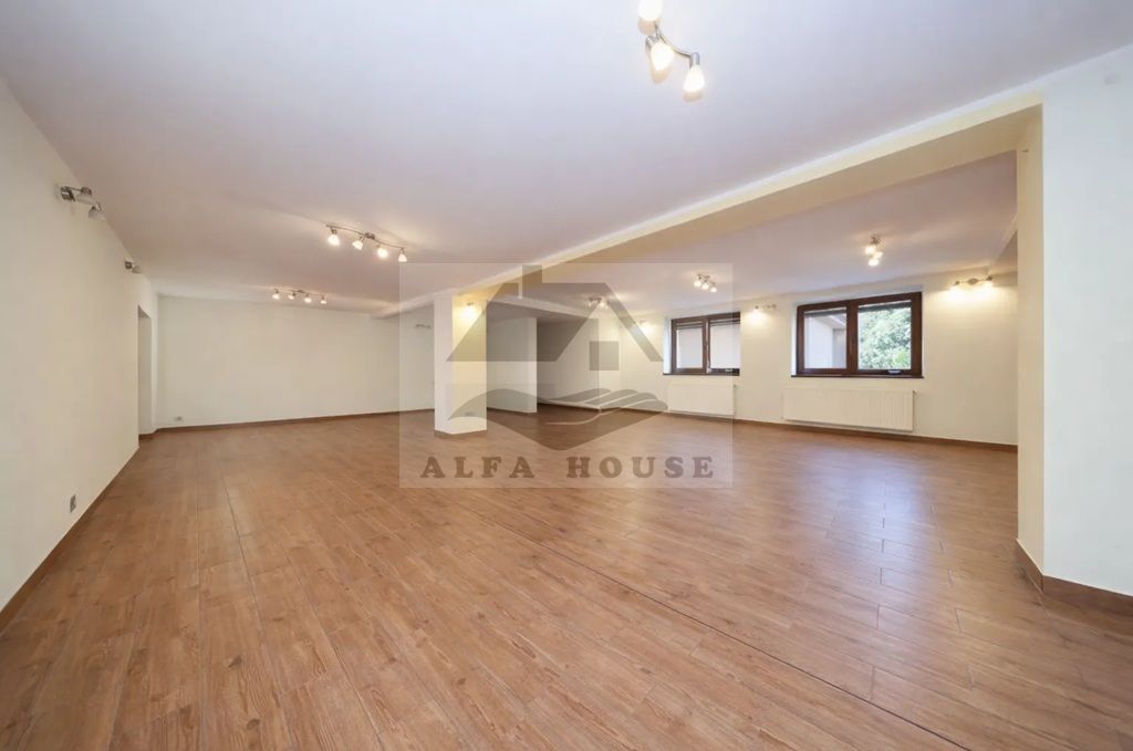 Casă plus Spațiu Comercial 741 mp, Teren 906 mp Brasov - zona Blumana - Poză 2