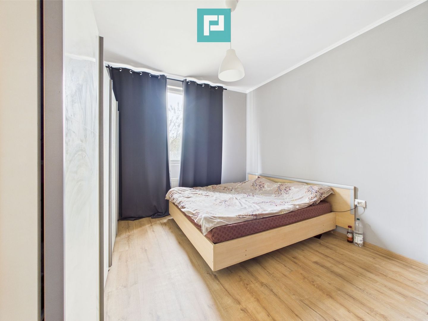 Vilă cu 8 camere în Săcălaz, Central - Poză 8