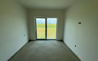Casă Tip Duplex INDEPENDENTĂ ENERGETIC - Cartier NOU - Poză 19