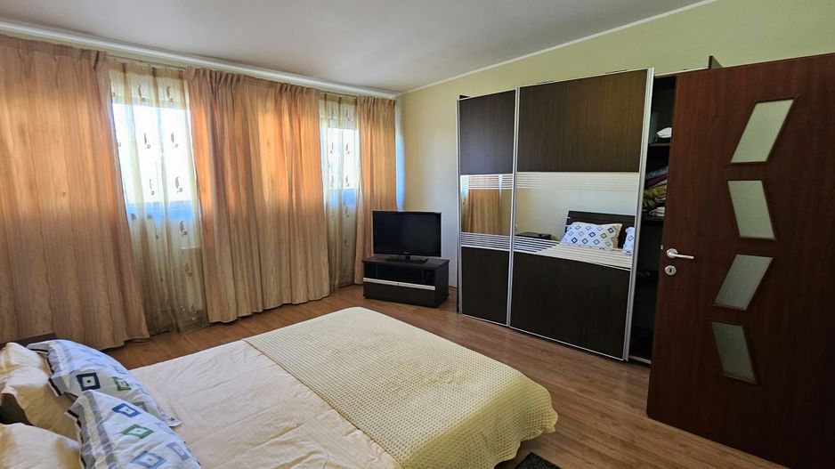 Spațiu - apartament 5 camere de închiriat – 160 mp - Micro 20 – zona BKO - Poză 3