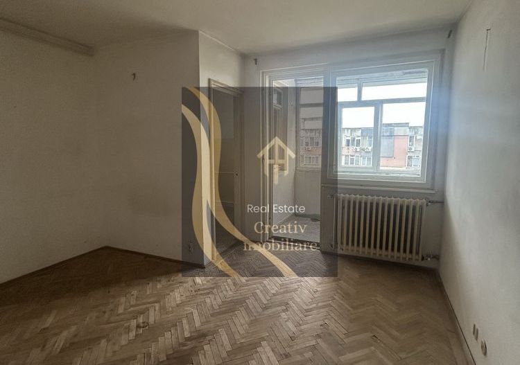 Garsonieră de vânzare piața veteranilor - Poză 1
