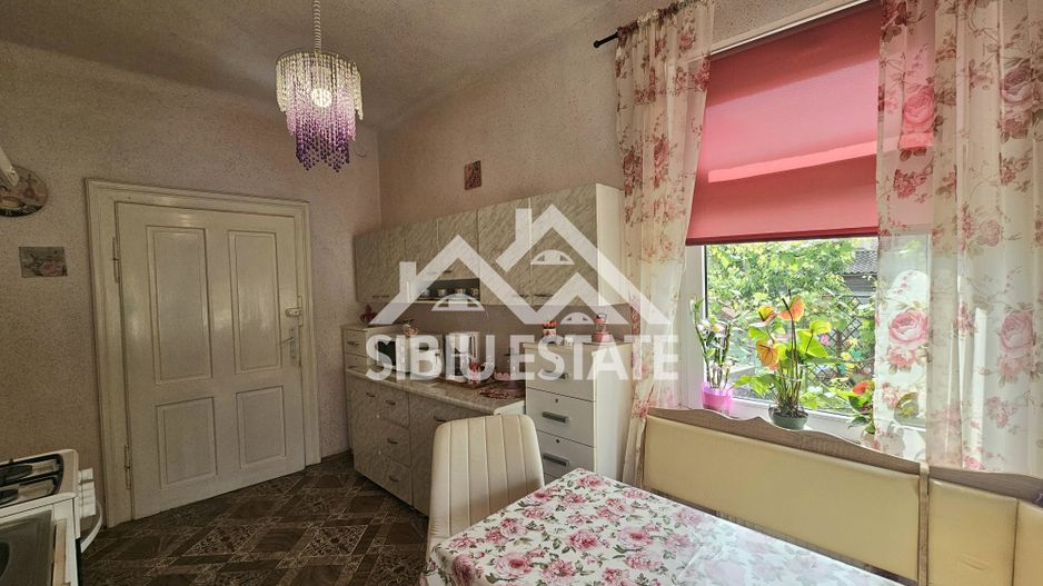 Casa individuala Sibiu central, teren mare - Poză 13