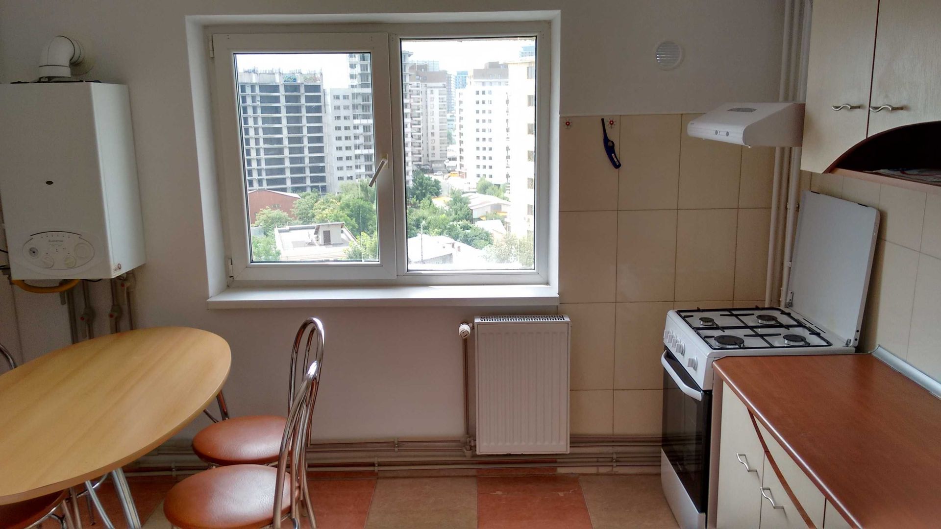 2 camere - Vitan - vanzare - Poză 2