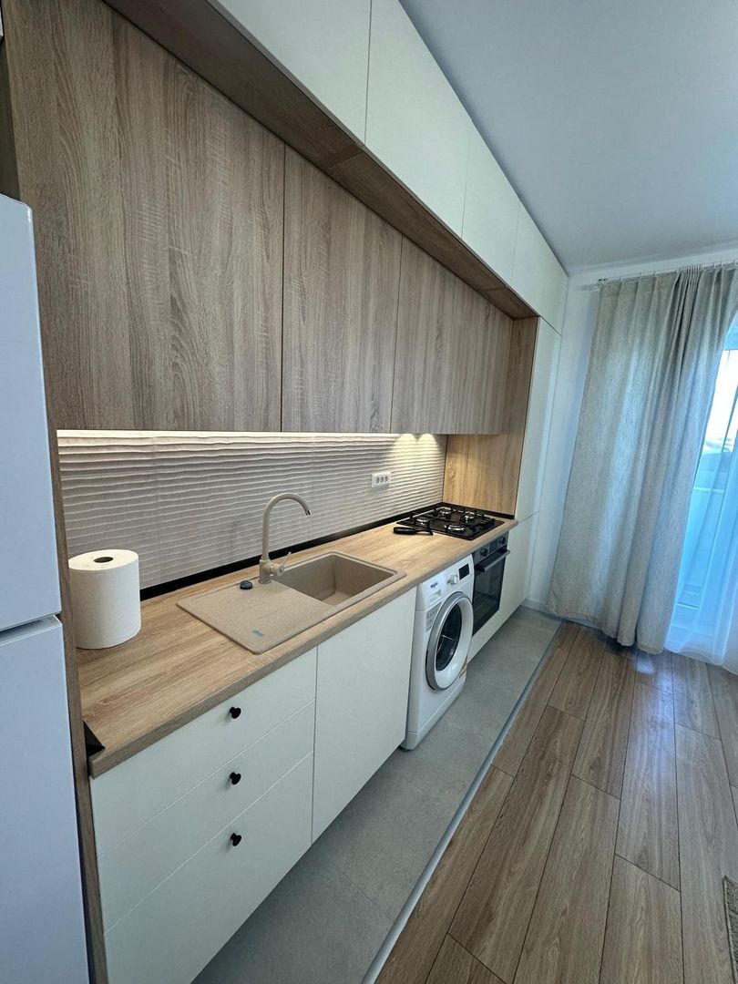 Apartament 2 Camere,metrou Berceni-Prima Inchiriere - Poză 2