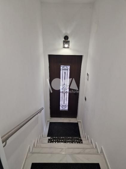Pentru inchiriere Duplex 5 camere ( Parter + Demisol ) in vila Piata Romana - Poză 3