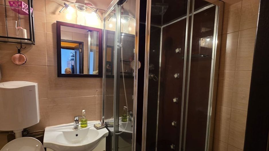 Vanzare Apartament 3 camere, 65 mp, decomandat, bloc reabilitat – Drumul Taberei - Poză 12