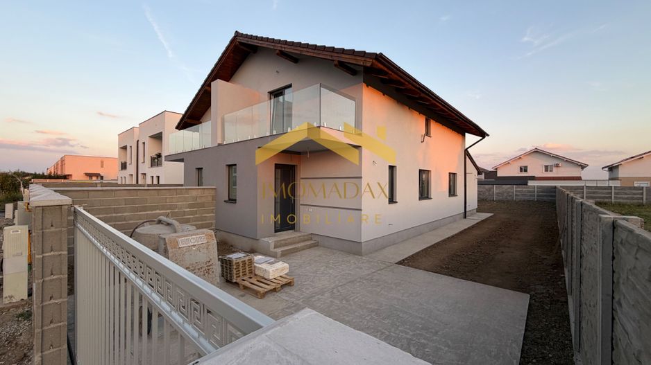 Bucovăț -Duplex-4 Camere - Poză 2
