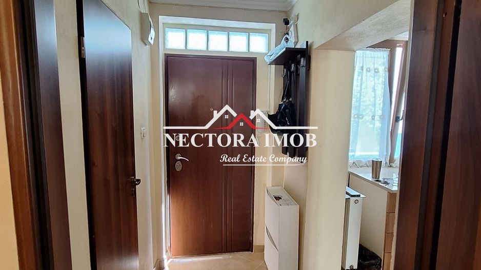 NECTORA IMOB-Apartament 2 camere, Blvd. Decebal, Etaj 1,Mobilat/Utilat - Poză 8