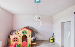 Casă individuală 3 camere,teren de 1500Mp Bătania - Poză 7