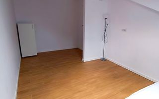 Apartament de închiriat (SAD) – ideal pentru locuință sau activități comerciale - Poză 9