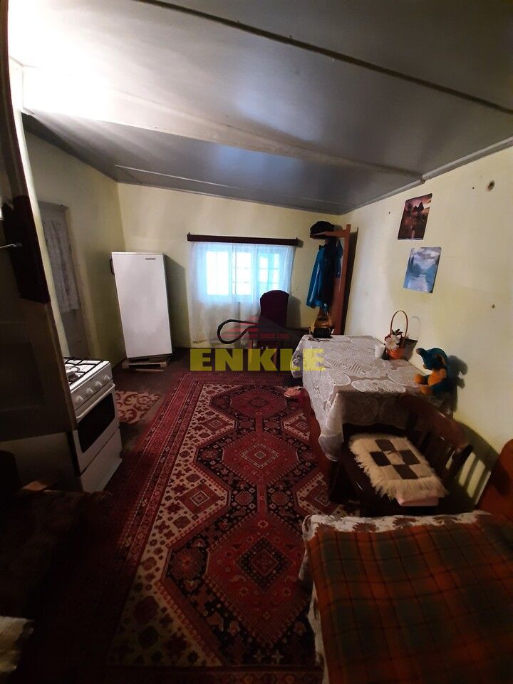 Casa 3 camere + dependinte (bucatarie de vara/magazie) + teren 1400 mp, Str.Zimbrului - Poză 7