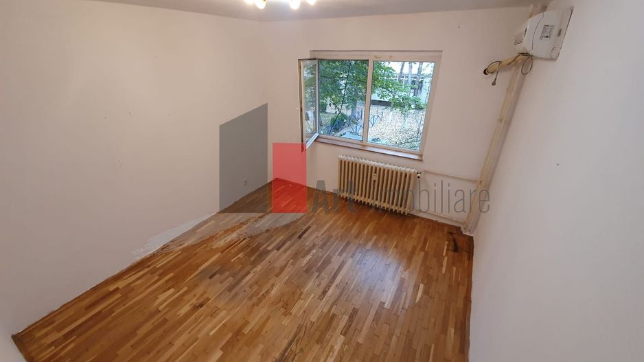 Vânzare 4 camere Emil Racoviță - Poză 12