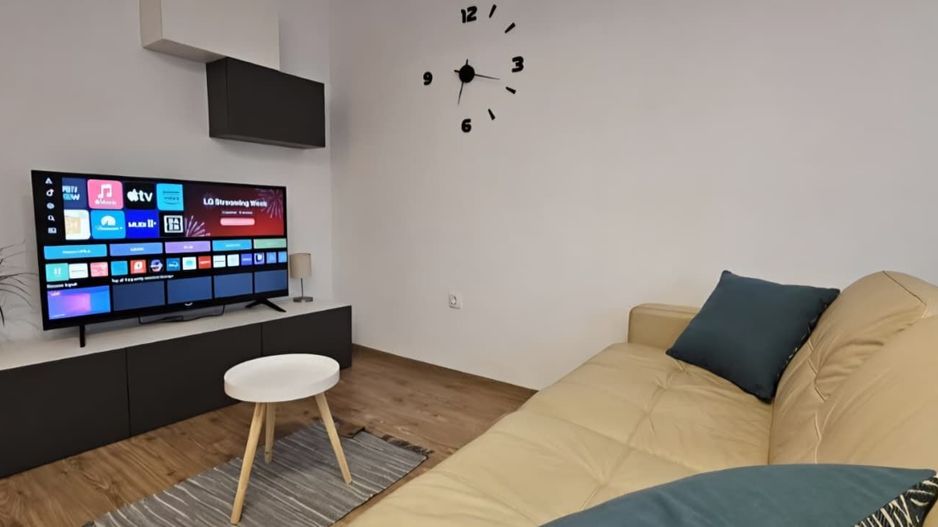 Închiriere 2 Camere Unirii, Decomandat Bloc Reabilitat - Poză 3