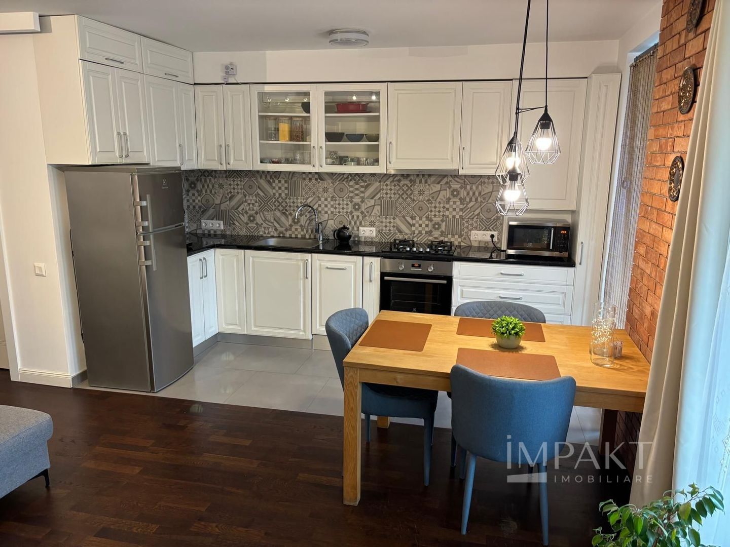 Apartament modern cu 3 camere, in Andrei Muresanu! - Poză 1