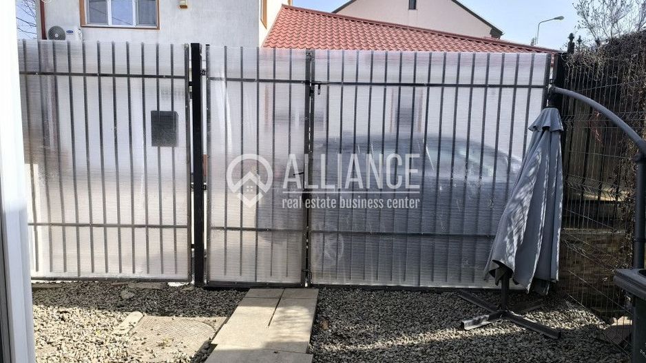 BRATIANU 2 COCOSI(COD03) - Casa si curte cu utilitati incluse ! - Poză 19