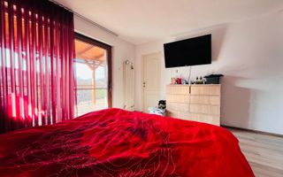 Casa individuala renovata, Lipoveni - Poză 4