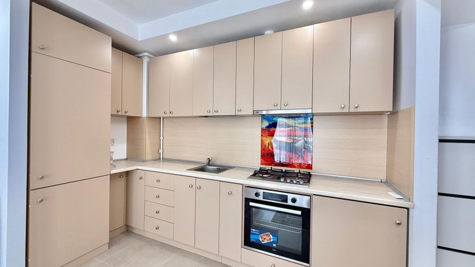 COSMOPOLIS - Apartament cu 2 camere, mobilat si utilat. - Poză 4