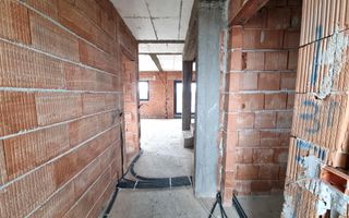 De vanzare 1/2 duplex, 4 camere, 224mp teren, Orizont - Poză 7