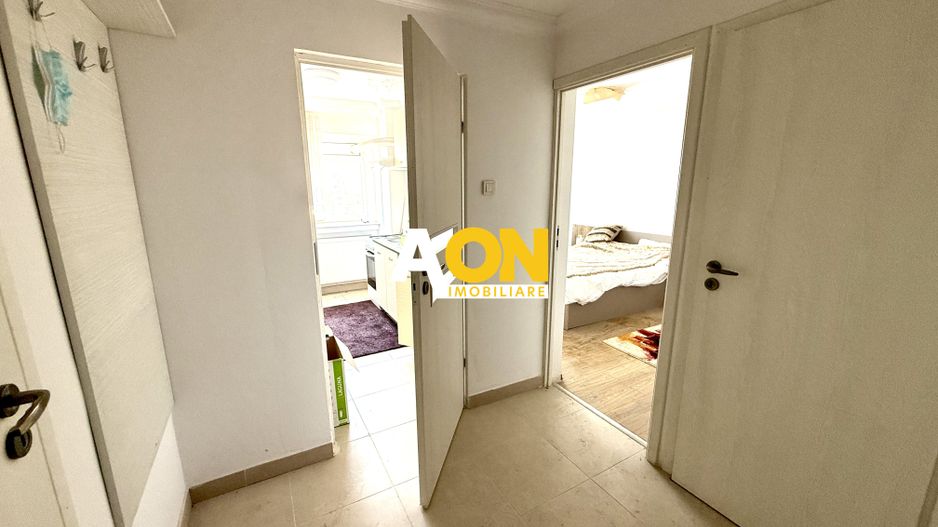 De vanzare apartament 2 camere, vedere superba Cetatea Alba Carolina - Poză 9